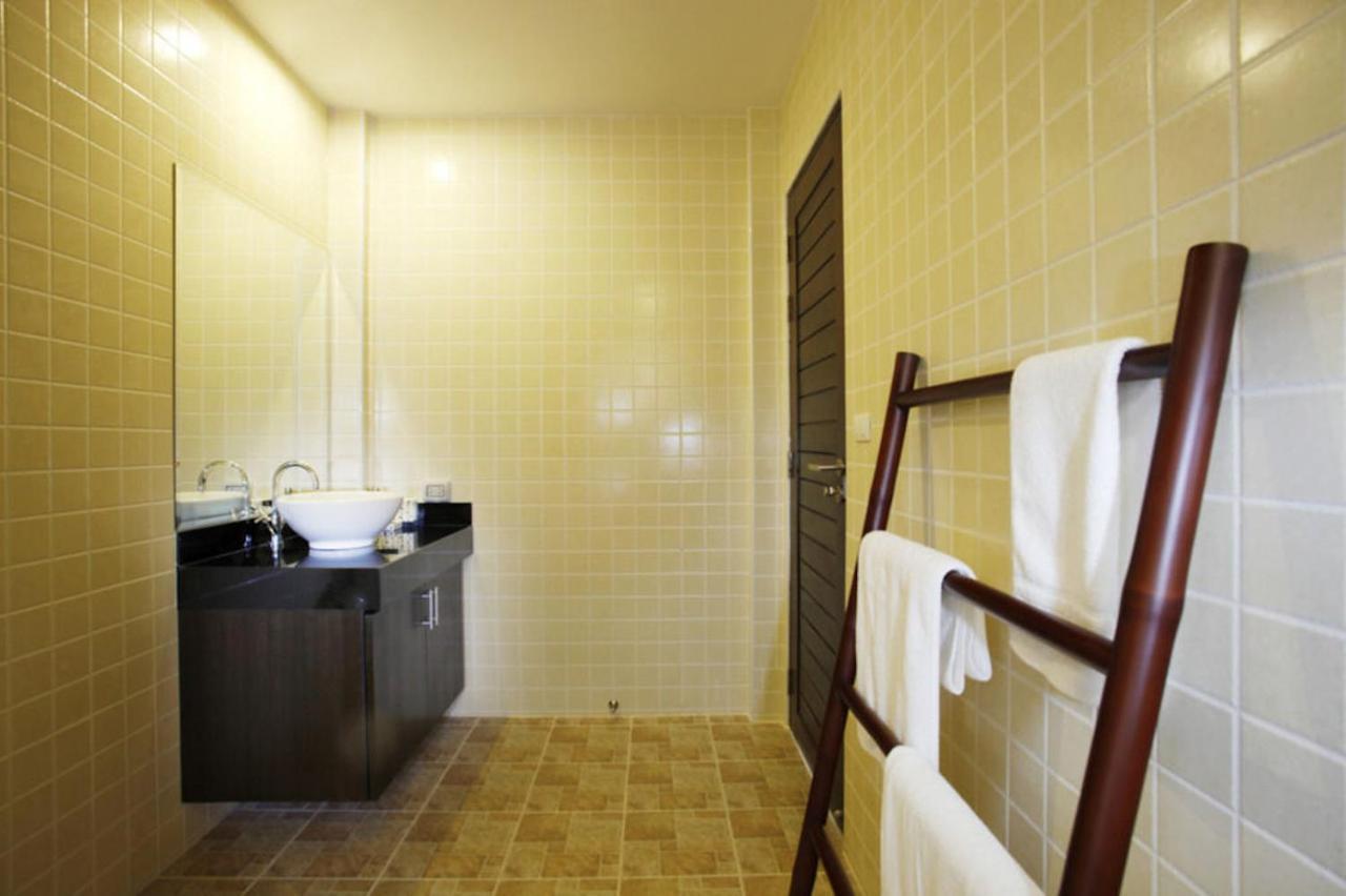 Exotic Boutique 4br Pool Toya, Gated Residence, Rawai Villa *